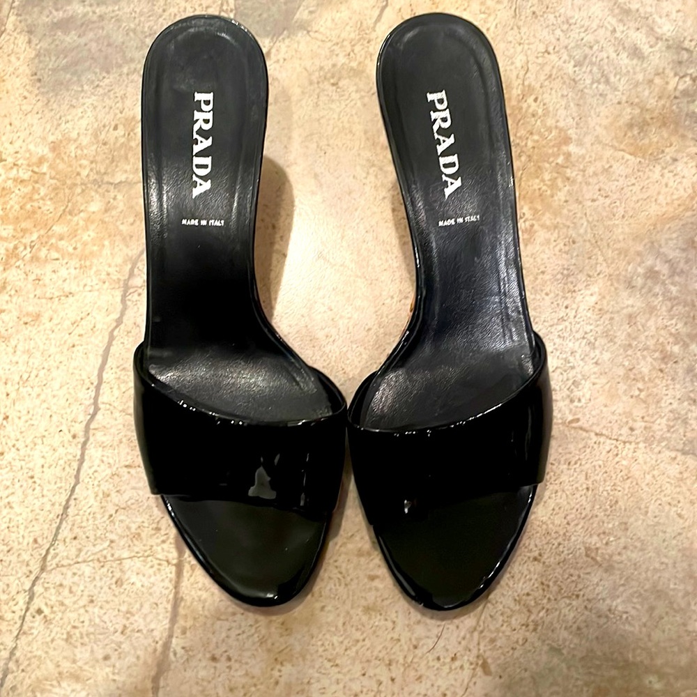 Prada black patent leather Vero Cuoio 39/8